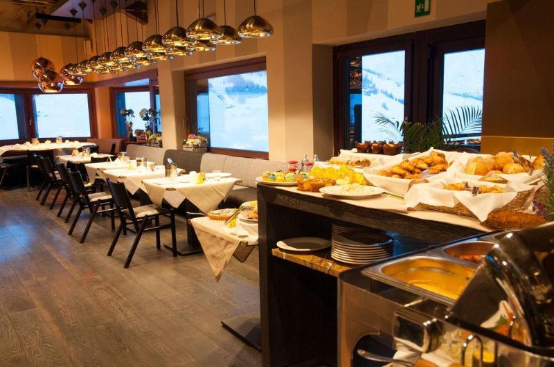 Alexander Charme Hotel Livigno Exterior foto